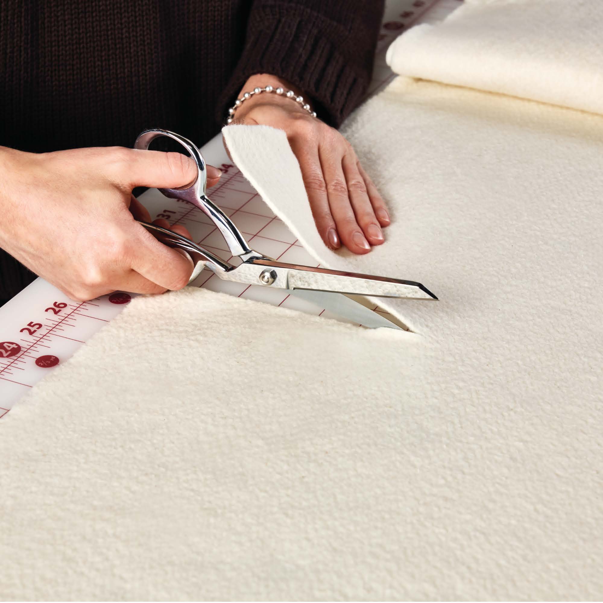 Warm 100 - 110" X 25 YD BOLT